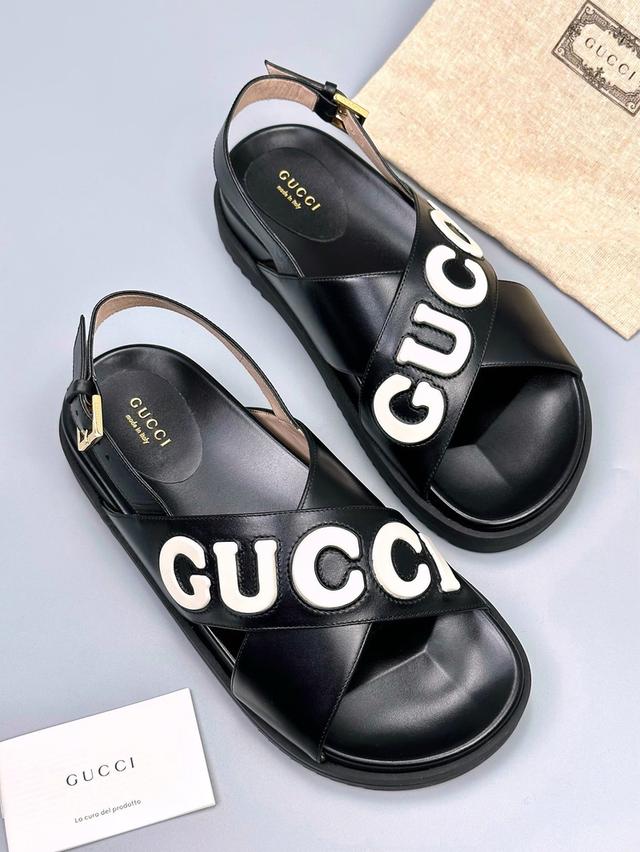 New Gucci sandals 