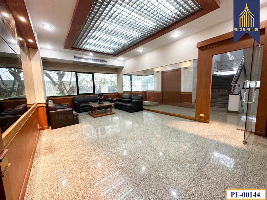 ขาย อาคารโกดัง โรงงาน พร้อมออฟฟิศ มีใบ รง.4 บางขุนเทียน 5