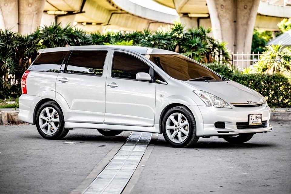 Toyota Wish 2.0S ปี 2004 สีบรอนซ์เงิน มือเดียวป้ายแดง 4