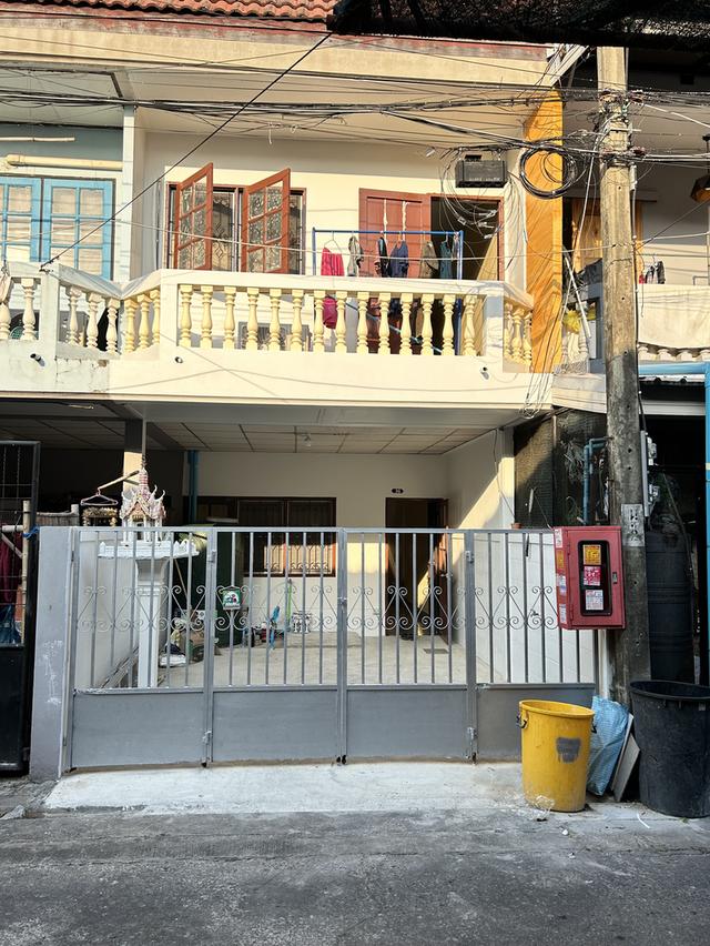 ให้เช่าบ้านทาวน์เฮ้าส์ 1