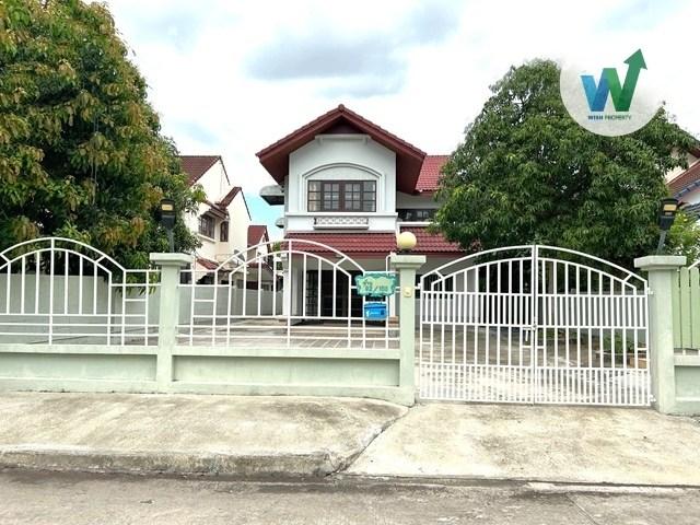 ให้เช่าบ้านเดี่ยว 90 ตร.ว. ใกล้ม.รังสิต สวยมาก 5 ห้องนอน 4 ห้องน้ำ 3 แอร์ 6 ที่จอดรถ ปรับปรุงใหม่เอี่ยม พร้อมเฟอร์นิเจอร์ 1