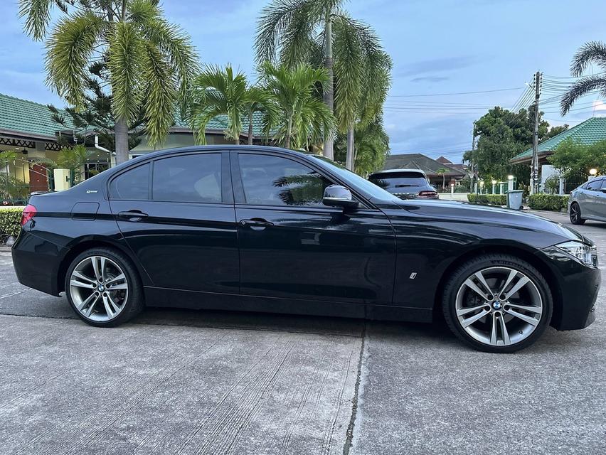 BMW F30 LCI 330e Plug in Hybrid ปี 2018