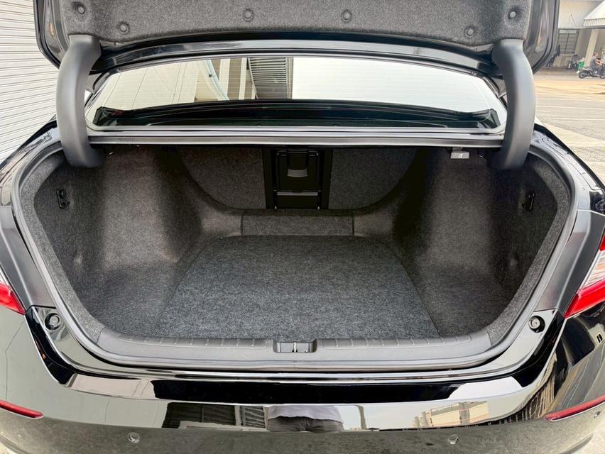 HONDA ACCORD 2.0 HYBRID TECH TOP 2019 สีดำ ประหยัด มือเดียว รูปที่ 17