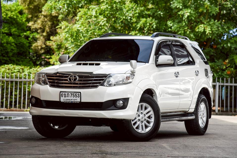รหัสรถ CBL7553 TOYOTA FORTUNER 3.0 V AT 2012