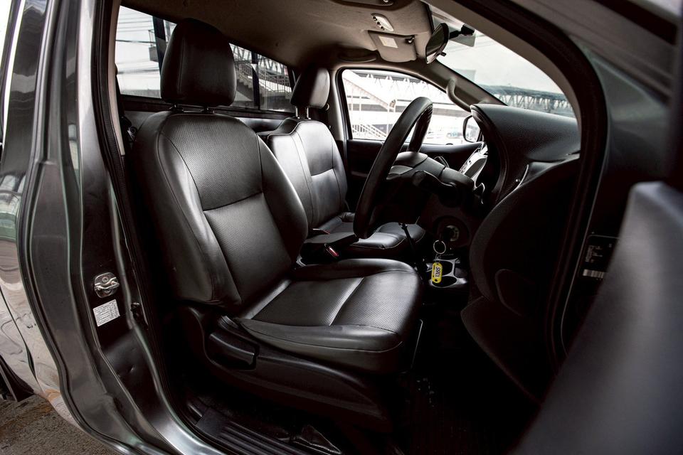 NISSAN NAVARA NP300 2.5 SL SINGLE CAB สีเทา ปี 2017 มือเดียวป้ายแดง 10