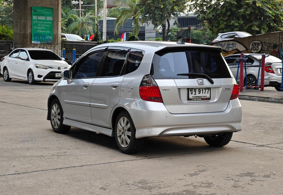 Honda Jazz 1.5 I-VTEC AT ปี 2007 3