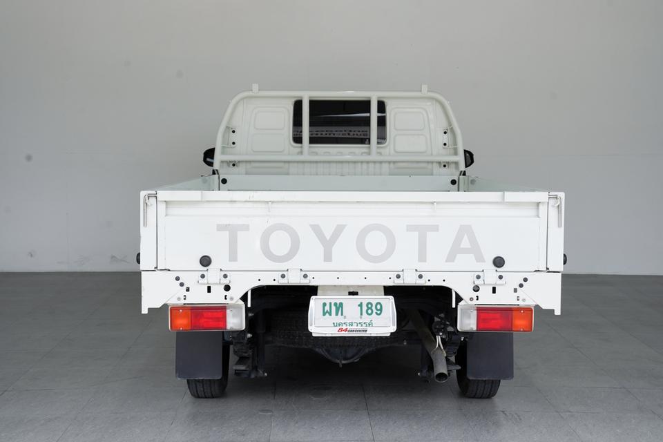 TOYOTA HILUX CHAMP 2.4 DIESEL LWB AT ปี 2024