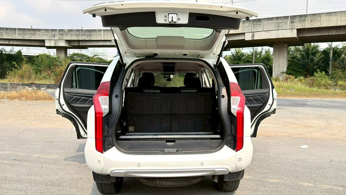 Pajero 2.4 GT Premium 2WD ปี2017 รูปที่ 12