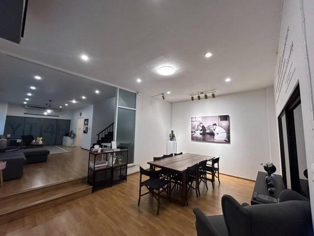 ให้เช่า ทาวน์โฮม 3 ชั้น หมู่บ้านศรีวรา ทาวน์อินทาวน์ ซอยลาดพร้าว94 ให้เช่าบ้านเปล่าไม่รวมเฟอร์นิเจอร์ 4