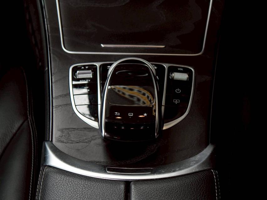 Benz C300 Bluetec Hybrid ปี 2015 (W205)