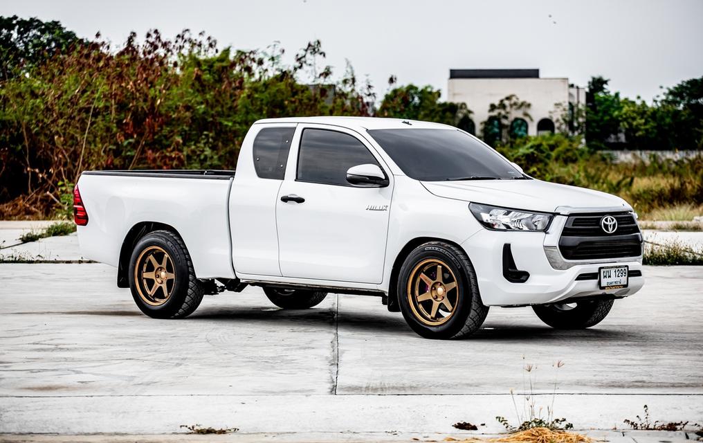 #TOYOTA HILUX #REVO 2.4 ENTRY Z EDITION SMART CAB ปี 2021 สีขาว  4