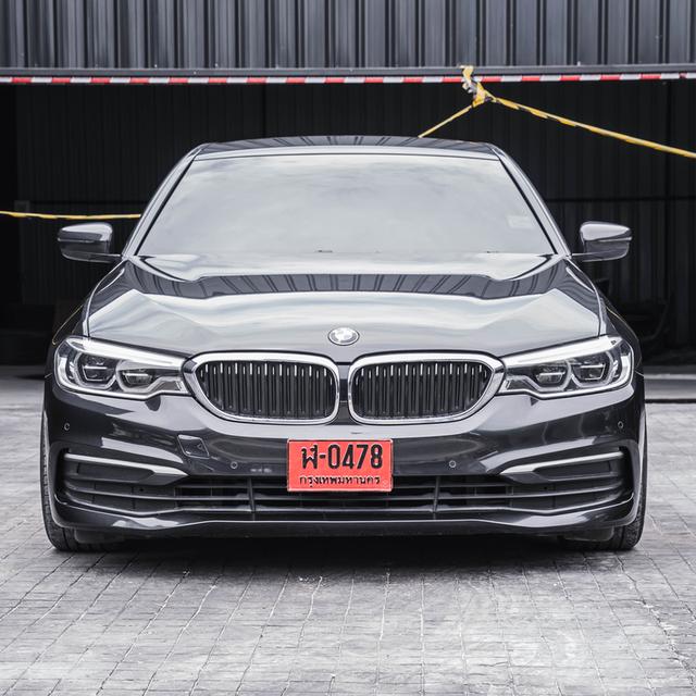 รหัสรถ 67GG6561 BMW 530i G30 ปี2017