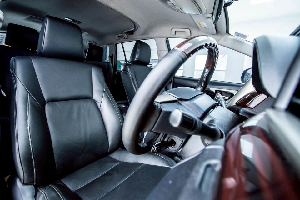  TOYOTA INNOVA 2.8 V CRYSTA 2018  11