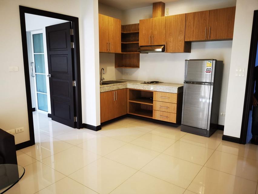 ขายวรัญญา เอ็กซํเซ็คคิวทิฟ คอนโดมิเนียม ตกแต่งพร้อม 1 ห้องนอน 1 ห้องน้ำ เห็นทะเลริมหาดแสงจันทร์ 4