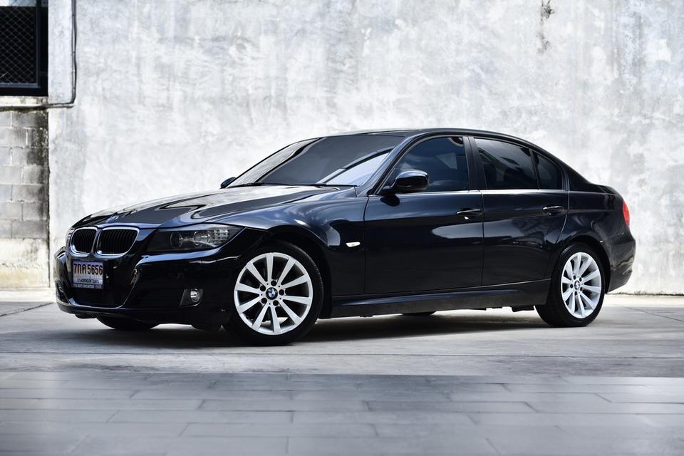 2010 แท้ BMW 320i SE LCI V-Shape E90 ทะเบียนคืน"🎊 รูปที่ 10