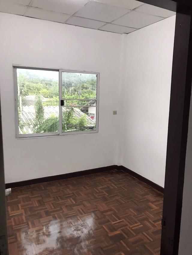 ทาวน์เฮ้าส์ ให้เช่า สะพานใหม่ 8