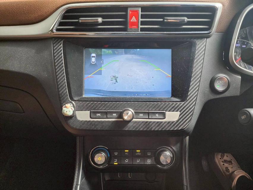 ขายรถ MG ZS 1.5X sunroof ปี 2020 สีแดง เกียร์ออโต้ 15