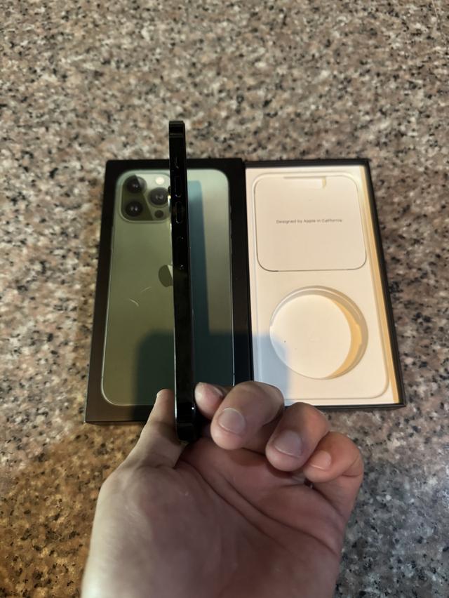 ขายๆๆๆถูกๆๆไอโฟน13ProMaxสีใหม่หายากGreen 256กิ๊กมีกล่องอีมี่ตรงสูนTrueเครื่องรีสโตได้ตลอดไม่มีติดไอคราว Model TH/A สภาพ: 90% ราคา: 13500 มารับเอง 1 6
