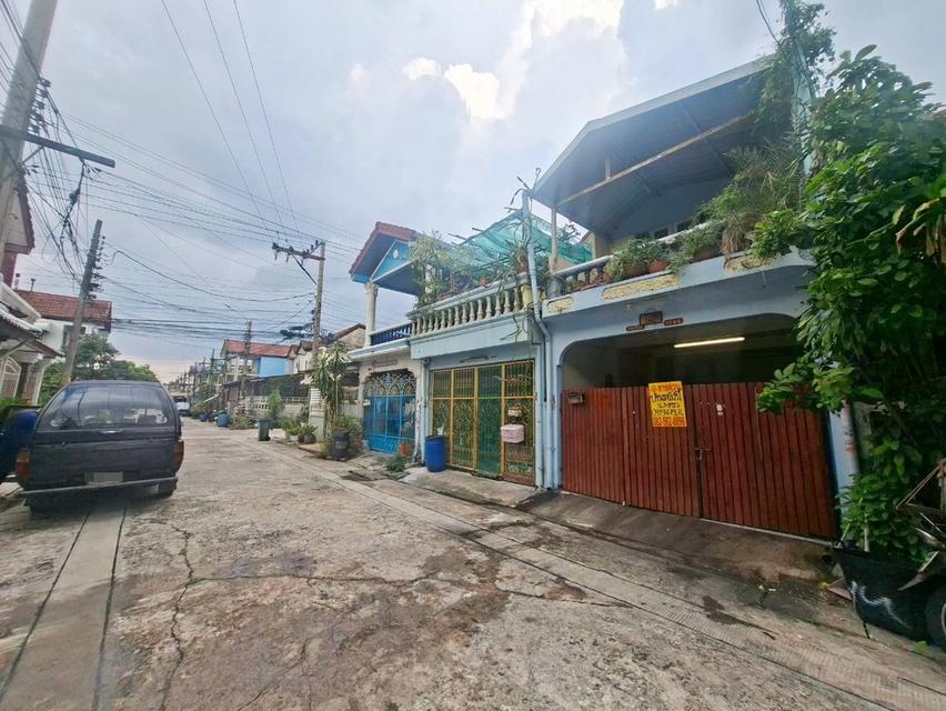 ขายบ้าน 2 ชั้น หมู่บ้านสินทวี โครงการ5 ใกล้โรงพยาบาลบางมด ถนนพระราม2 2