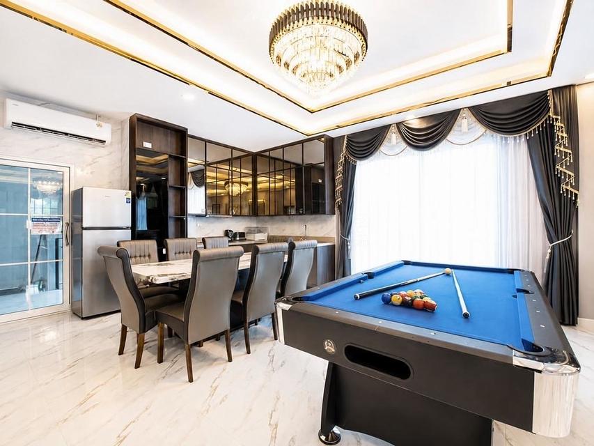 For Sale — Modern Luxury House with Pool 93sqw 400sqm 3bedrooms 3 bathrooms near international schools, local market, and motorway. 12