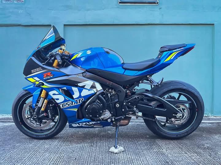 ขายมอเตอร์ไซค์ Suzuki GSX R1000 3