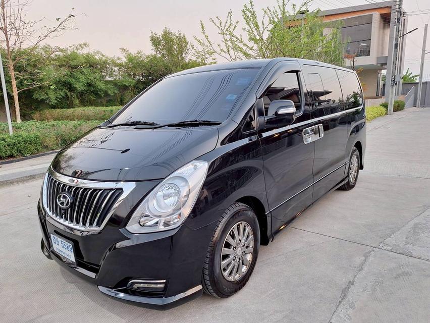 H1 Deluxe 2.5ดีเซล A2 175แรงม้า รุ่นท็อปสุด เกียออโต้ ปี2017 รูปที่ 2