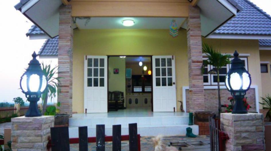 ให้เช่าบ้านเดี่ยว 3 ห้องนอน 2 ห้องน้ำ พร้อมโรงจอดรถจอดได้หลายคัน วิวสวย ต.วังไทร อ.ปากช่อง จ.นครราชสีมา 1