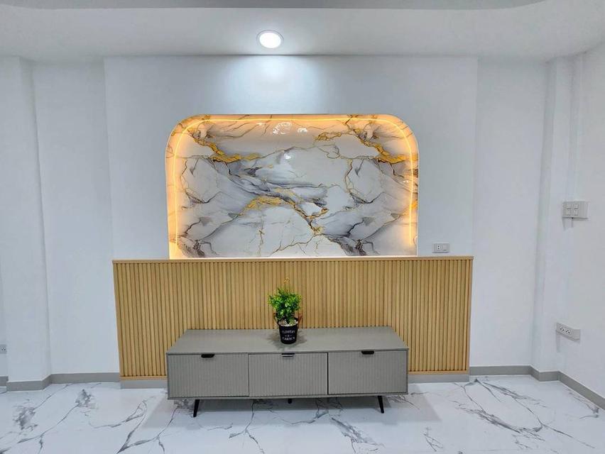 หมู่บ้านบัวทอง4..... 8