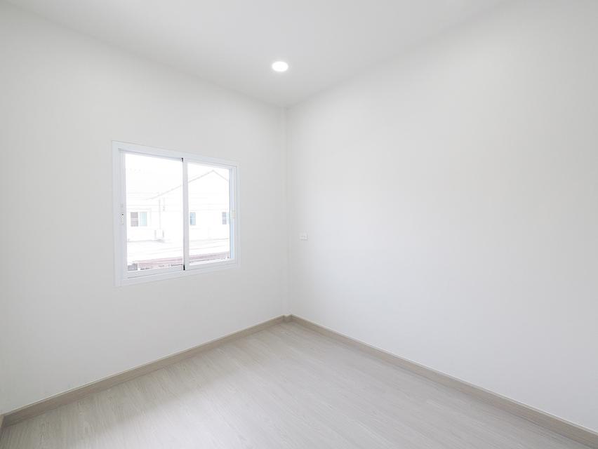 ขายราคาพิเศษ ทาวน์เฮ้าส์ 2 ชั้น ม.ณรุจา เนื้อที่ 30 ตร.ว. 4นอน 2น้ำ บ้านสวย หน้ากว้าง แปลงมุม ทำเลดีมาก ฟังชั่นดีเยี่ยม เฟอร์ครบ พื้นที่กว้าง 15