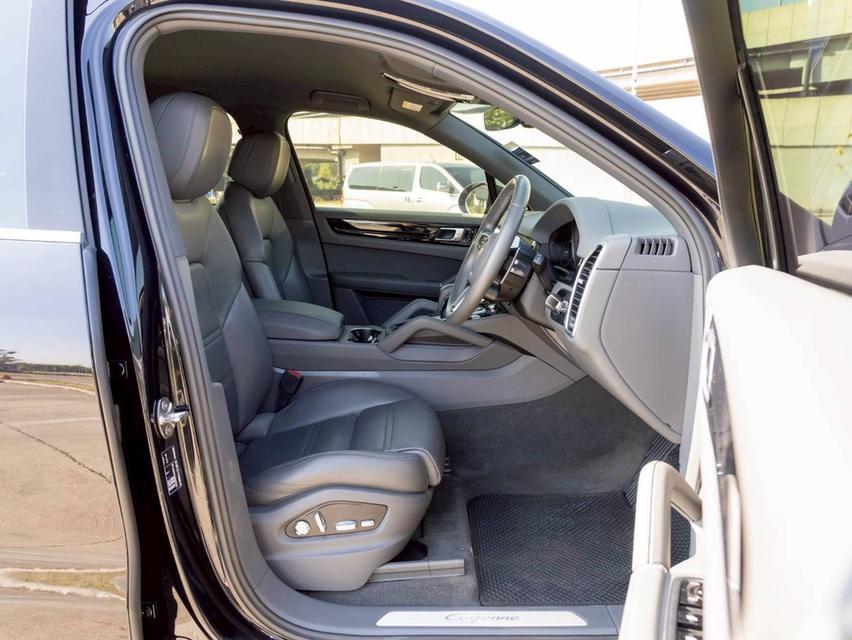 ขาย Porsche Cayenne3.0E-hybrid 4wd ปี20 14