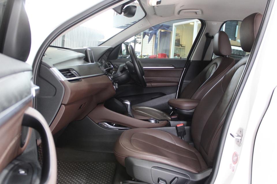 รหัสรถ JRS9722 BMW X1  S-Drive 1.8 i X-Line ( F48 ) ปี : 2018 13
