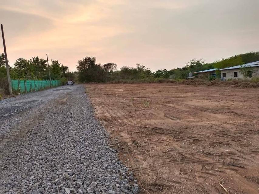 ขายที่ดินทำเลทอง พันเสด็จใน บ่อวิน ชลบุรี เหมาะทำบ้าน ห้องเช่า โรงงานขนาดเล็ก โกดัง