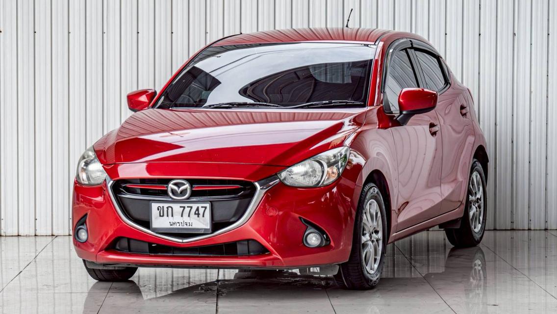 MAZDA MAZDA2 1.3 Sports High Plus ปี 2015 สีแดง โฉม ปี14-ปัจจุบัน 5Dr รูปย่อยที่ 3
