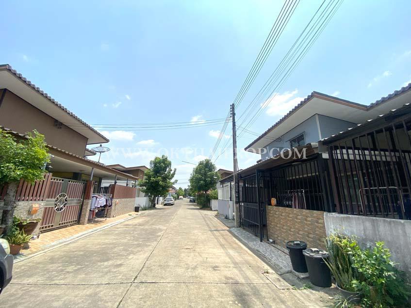 ทาวน์เฮ้าส์ หมู่บ้านกรีนการ์เด้นโฮม คลอง11 ธัญบุรี ปทุมธานี 11