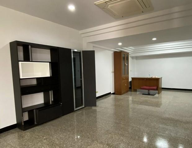 ให้เช่าโฮมออฟฟิศ 3 ชั้น 300 ตร.ม. โครงการไพร์มเพลส 105 ใกล้รถไฟฟ้าสถานีแบริ่ง 5