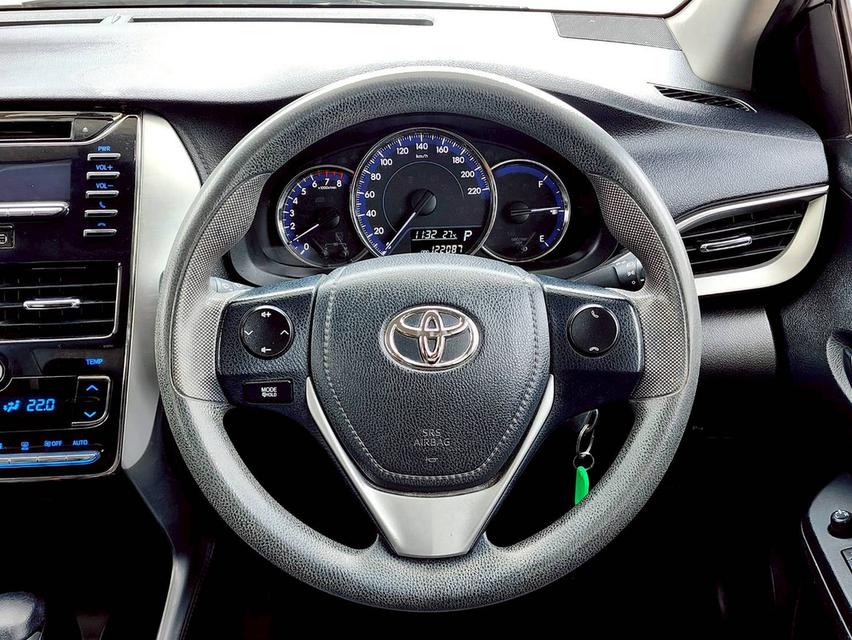 ขาย Toyota Yaris 1.2E ปี17 11