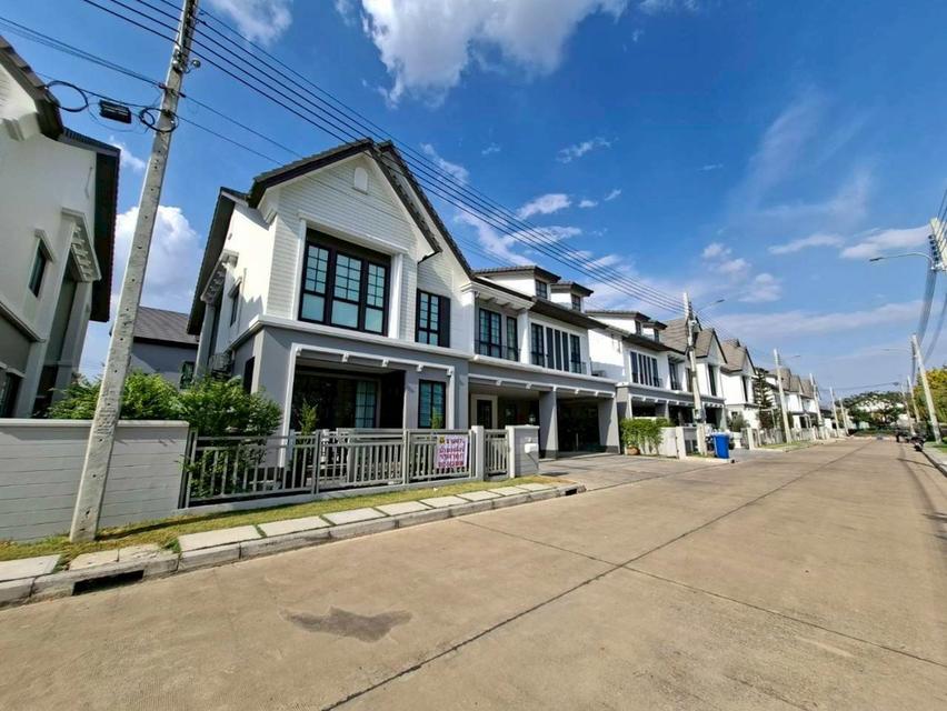 ขายบ้านเดี่ยว 2 ชั้น หมู่บ้านบุราสิริ ปัญญาอินทรา ใกล้ซาฟารีเวิลด์ ถนนเลียบคลองสอง 2