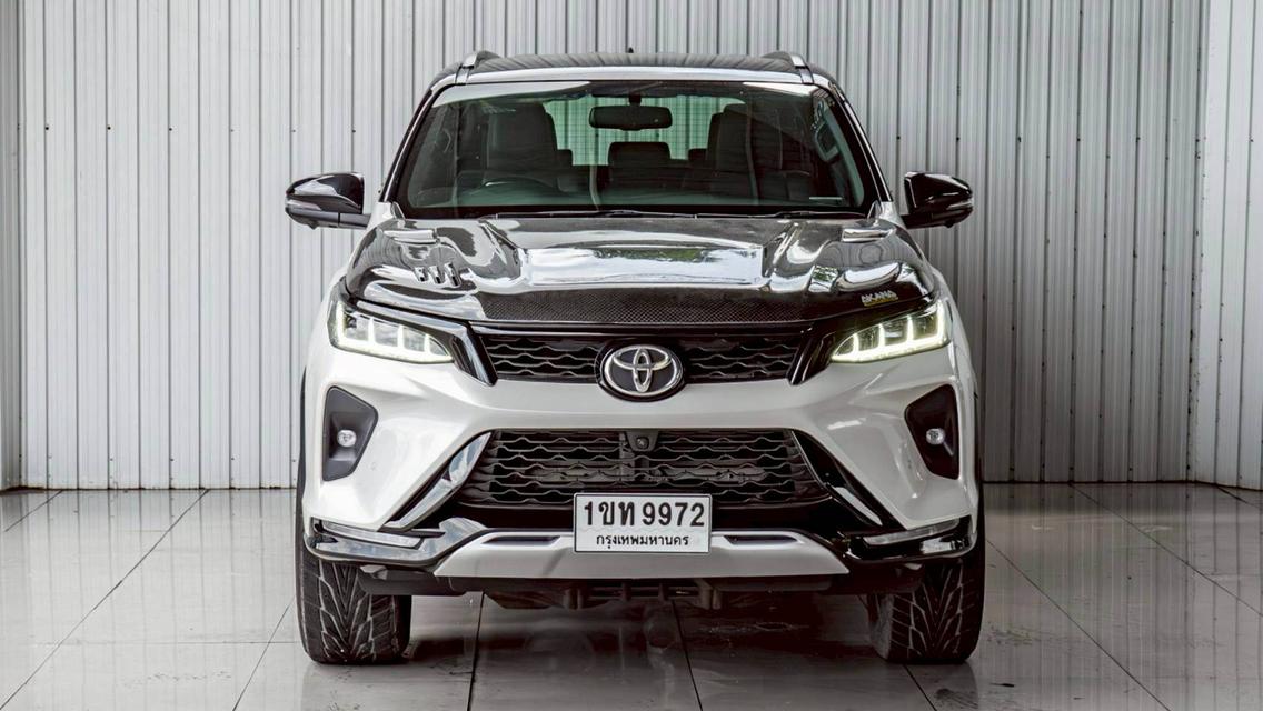 TOYOTA FORTUNER 2.4 LEGENDER BLACK TOP ปี 2020 สีขาว ดำ โฉม ปี15-ปัจจุบัน รูปย่อยที่ 2