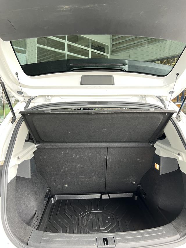 รถให้เช่า Car for rent 8
