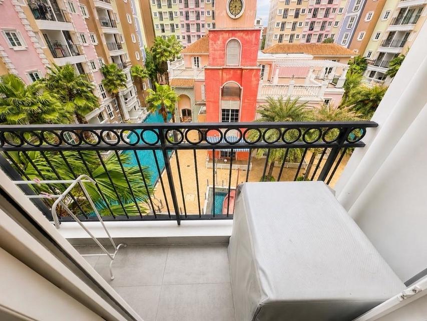 FQ For Sale — 2-Bedroom Pool View Condo at Seven Seas Cote d’Azur, Pattaya 1