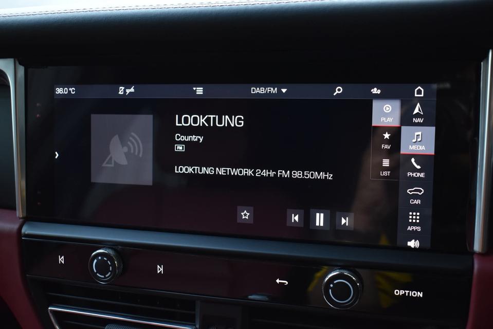 Macan 2.0 Sport 4WD 2022 รูปที่ 7