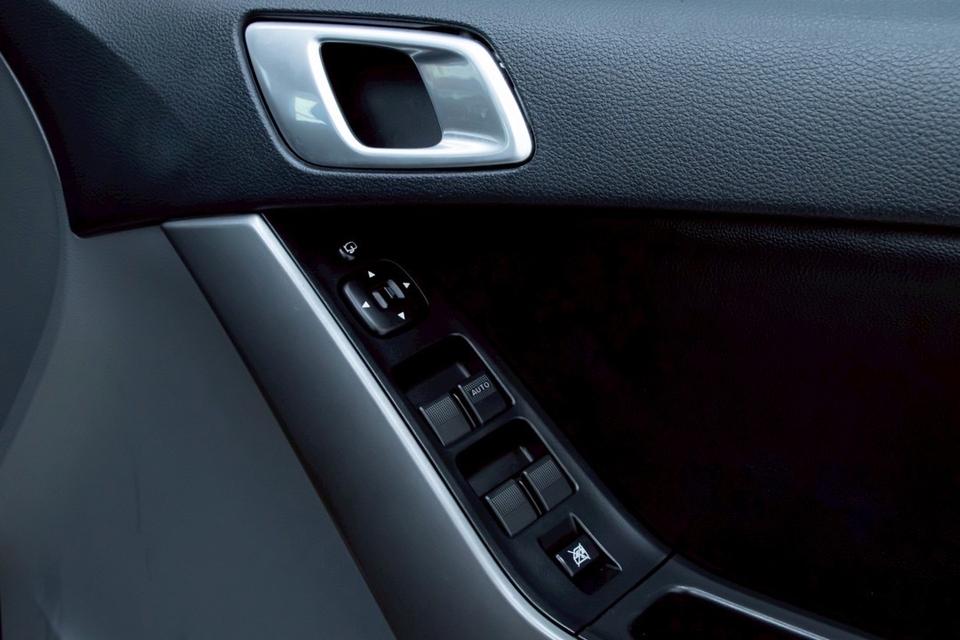 รหัสรถ 2B057 MAZDA BT50 PRO 2.2 HI-RACER DOUBLE CAB 12