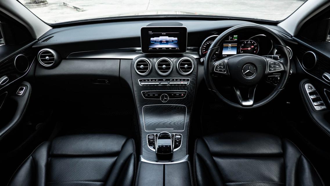 รูป Benz C350e plug-in Hybrid Avant-garde ปี 2018 5
