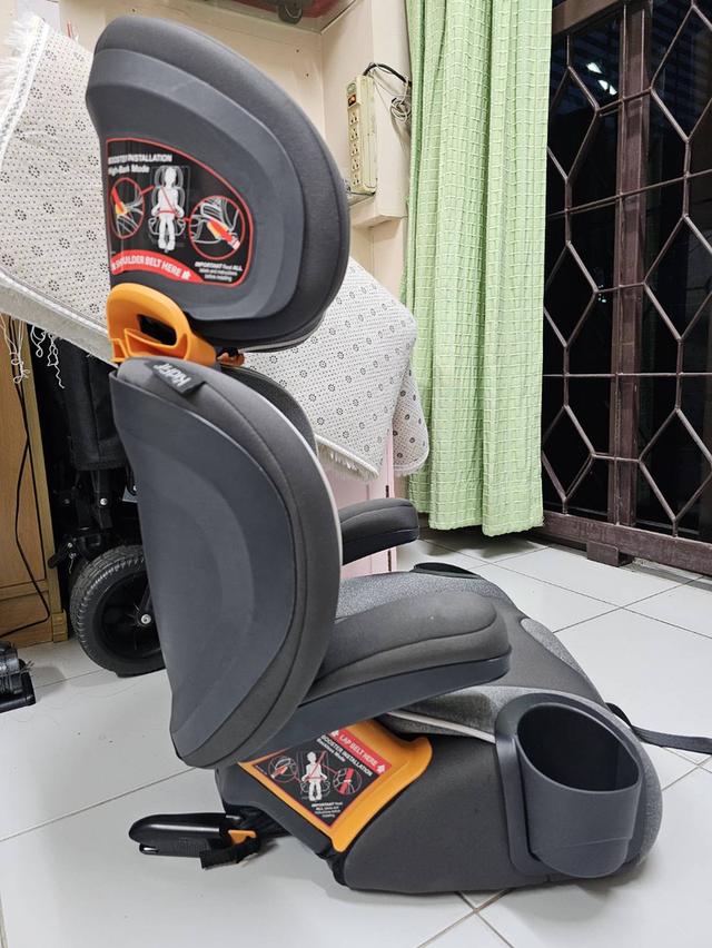 CHICCO KIDFIT CAR SEAT คาร์ซีทบูสเตอร์ สำหรับเด็กที่กำลังเติบโต ส่งต่อสภาพดี ไม่มีตำหนิ (ของที่บ้านค่ะ) รูปย่อยที่ 2