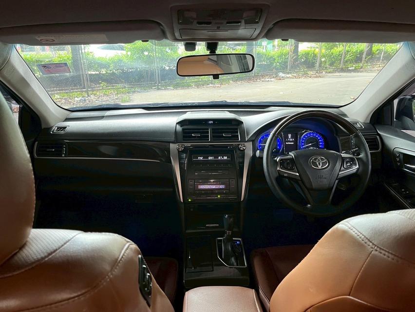 ขาย Toyota Camry 2.0G ปี18 8