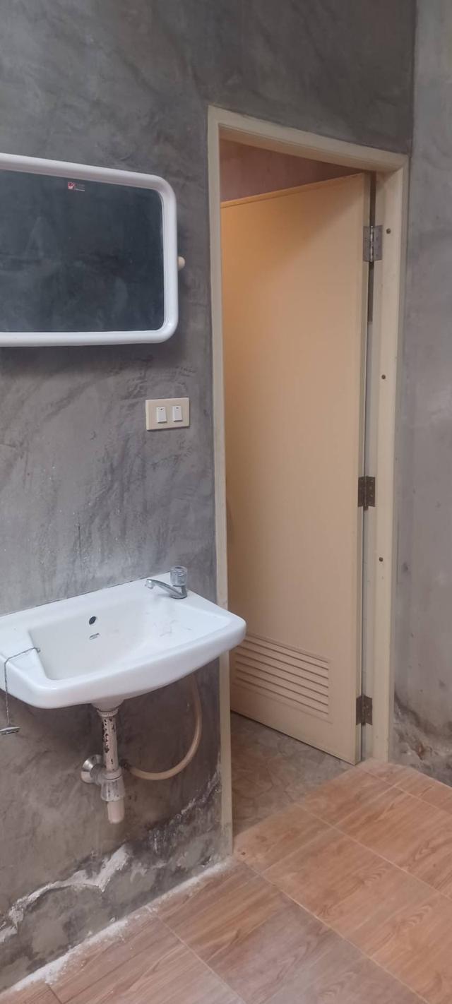 ห้องเช่าใกล้บิ๊กซีสามแยกปัก 3