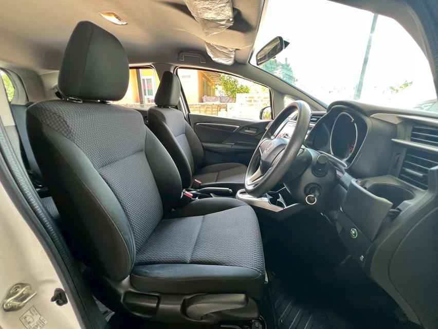 ปี 2020 HONDA JAZZ, 1.5 i-VTEC S โฉม ปี14-ปัจจุบันสีขาว เกียร์ออโต้ เครื่องเบนซิน มือเดียวป้ายแดง 8