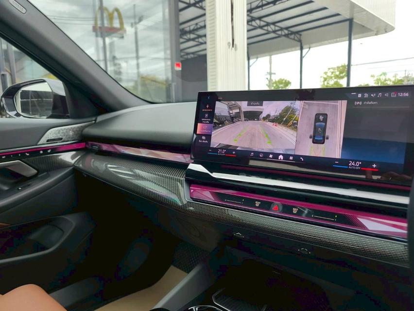 รหัสรถ KPV9732 🚗✨ 2025 BMW 530e M SPORT PRO (ยังไม่จดทะเบียน) ✨🚗 9