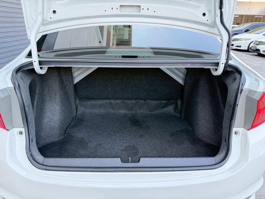 HONDA CITY 1.5V i-VTEC 2019 สีขาว MINOR CHANGE มือเดียว เข้าศูนย์ทุกระยะ 12