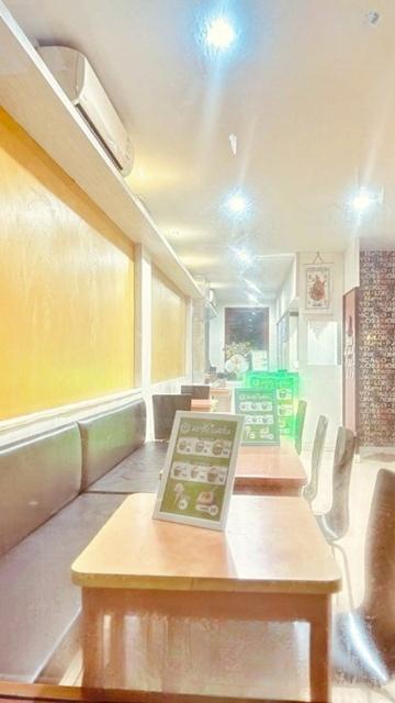 ร้านกาแฟ ถ.วัชรพล พร้อมเฟอร์ฯ 3 นอน 3 น้ำ เวนิส ดิ ไอริส 200 ม.ให้เช่า อาคารพาณิชย์ 3 ชั้น ทำเลดี ติดถนนใหญ่ เหมาะกับร้า 8